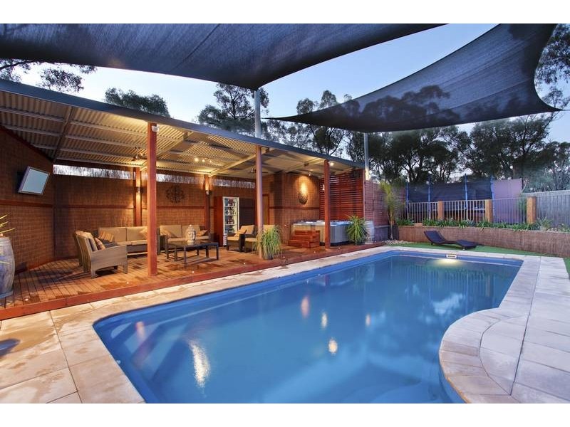 20 Aspera Way, Kangaroo Flat VIC 3555