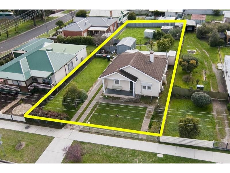 19 Station Street, Kangaroo Flat VIC 3555