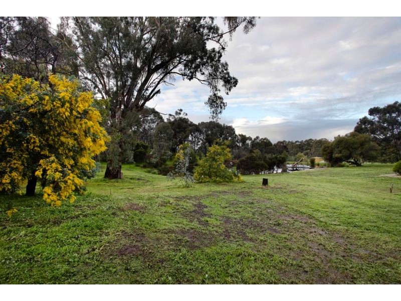75 Fadersons Lane, Mandurang VIC 3551