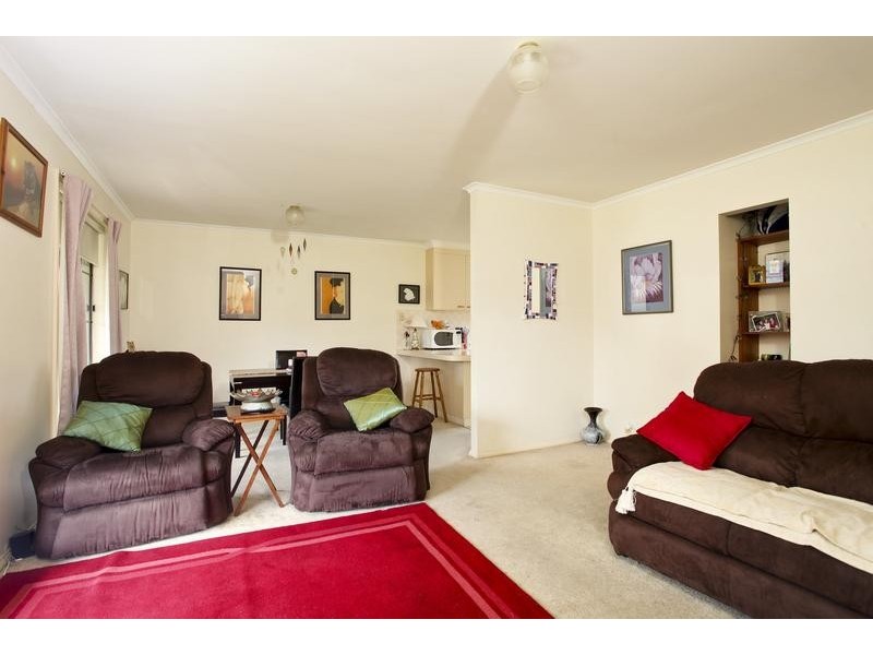 2/12 Langford Court, Strathdale VIC 3550