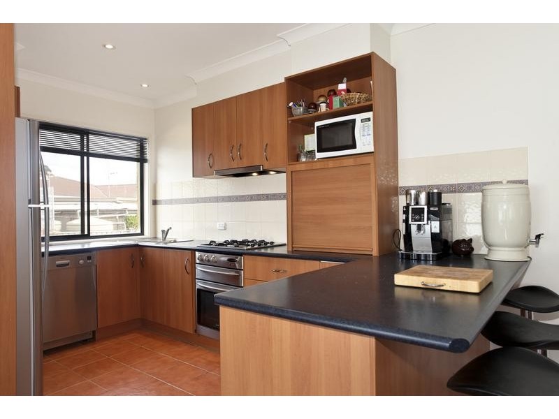 12 Parkside Boulevard, Strathdale VIC 3550