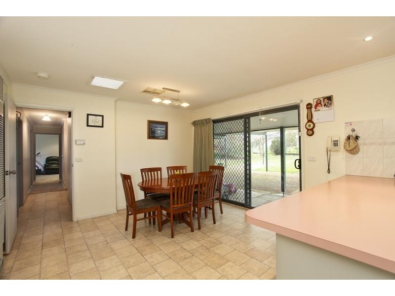 37 Kennewell Street, White Hills VIC 3550