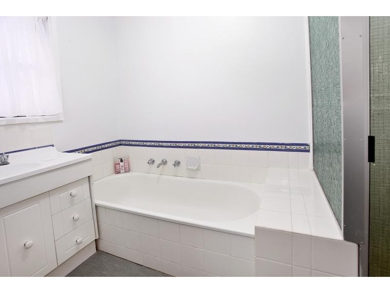 2 Derwent Drive, Bendigo VIC 3550