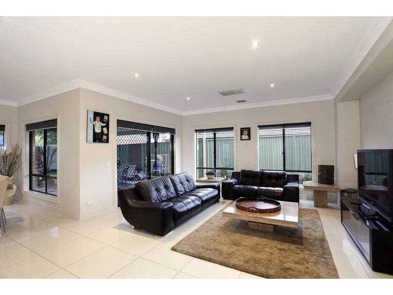 3 Federation Terrace, Kennington VIC 3550