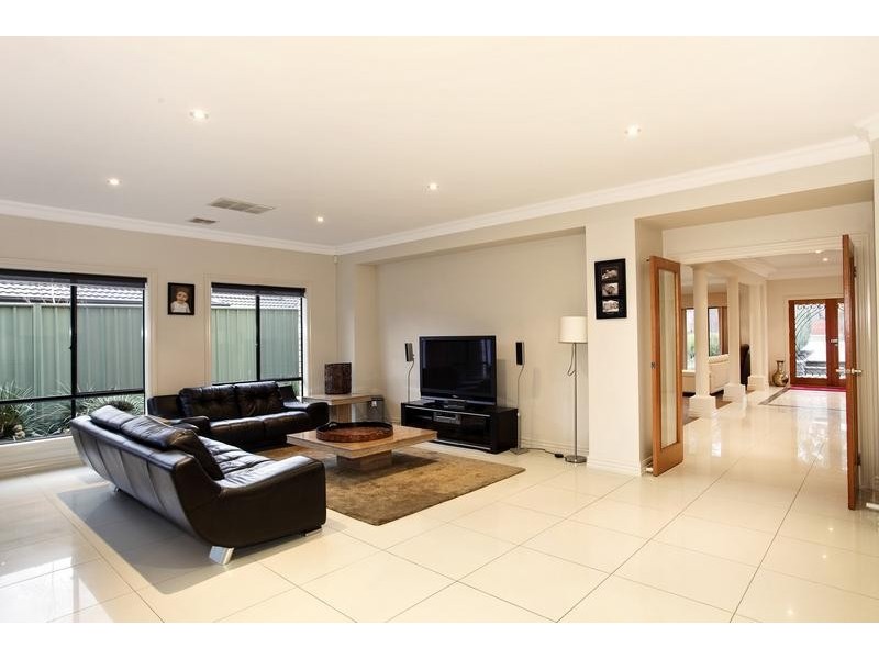 3 Federation Terrace, Kennington VIC 3550