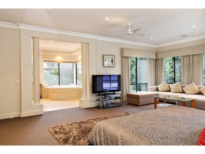 3 Federation Terrace, Kennington VIC 3550