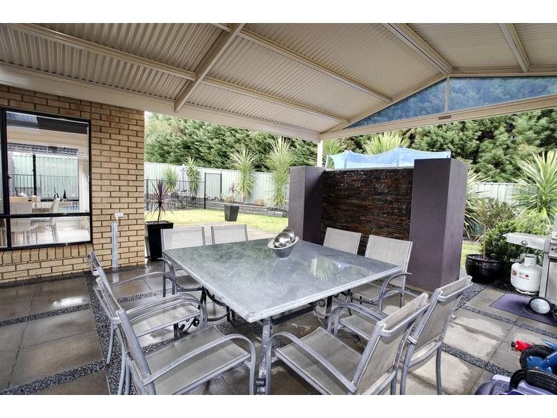 3 Federation Terrace, Kennington VIC 3550