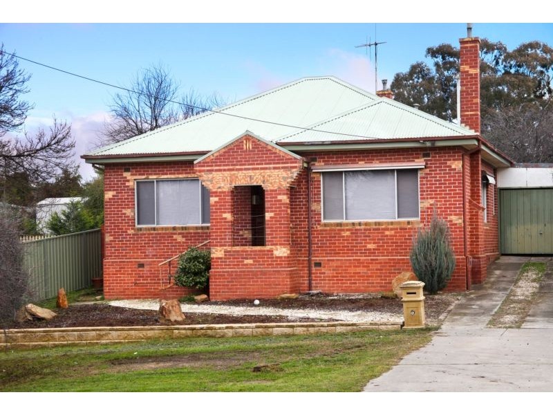 17 Ophir Street, Golden Square VIC 3555