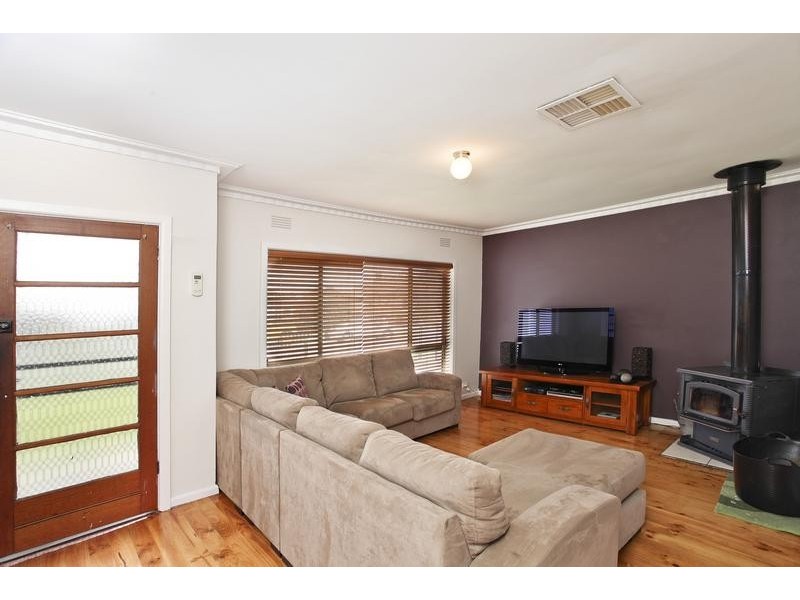 7 May Street, Kangaroo Flat VIC 3555