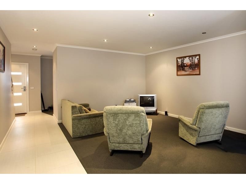 1A Sterry Street, Golden Square VIC 3555