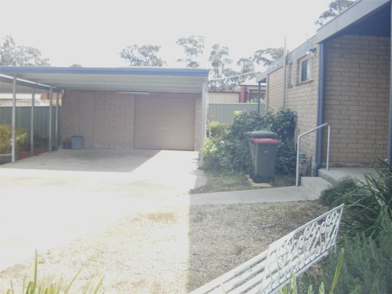 1/69 Symonds Street, Golden Square VIC 3555