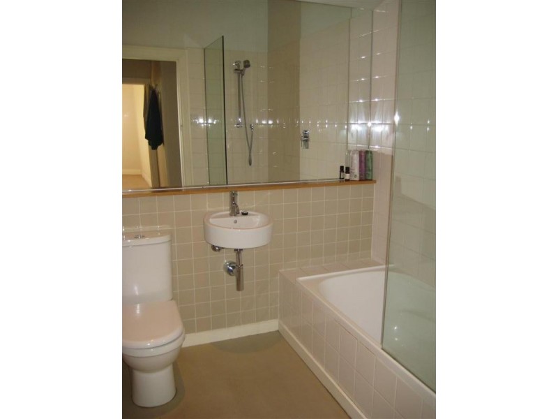 9 Howard Street, Quarry Hill VIC 3550