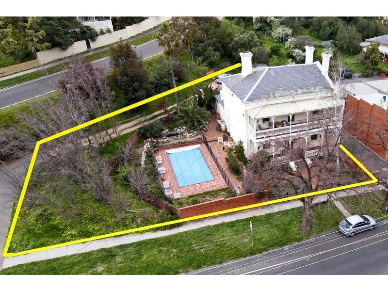 94 Barkly Terrace West, Bendigo VIC 3550