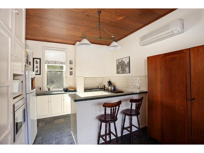 94 Barkly Terrace West, Bendigo VIC 3550