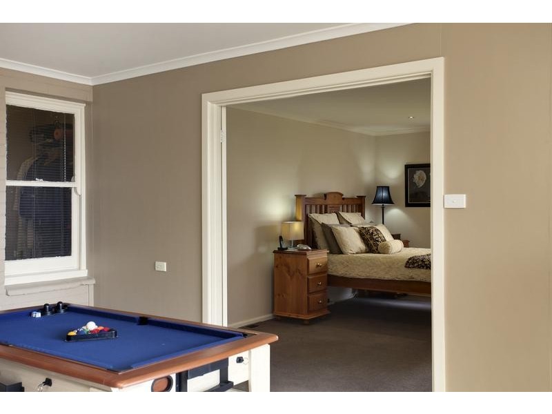 384 Eaglehawk Road, Eaglehawk VIC 3556