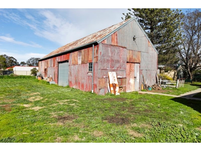 40 Railway Place, Goornong VIC 3557