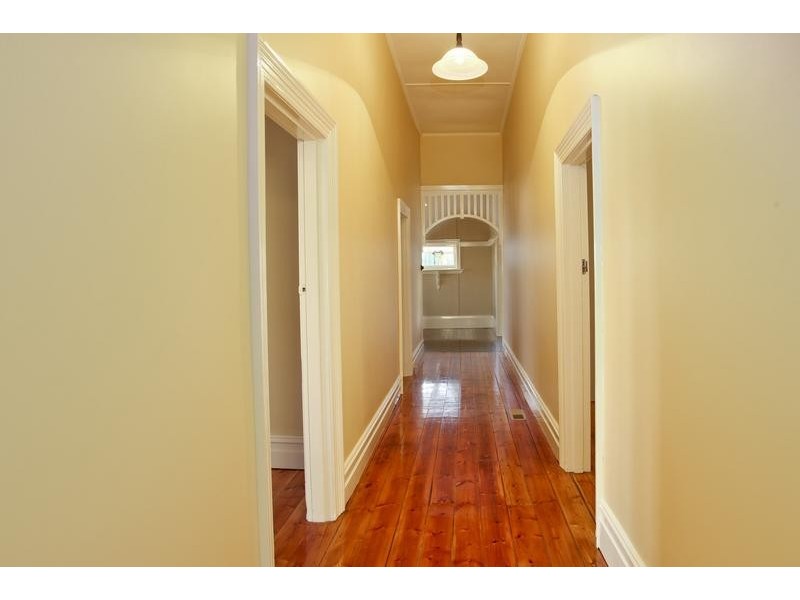 26 Pyke Street, Quarry Hill VIC 3550