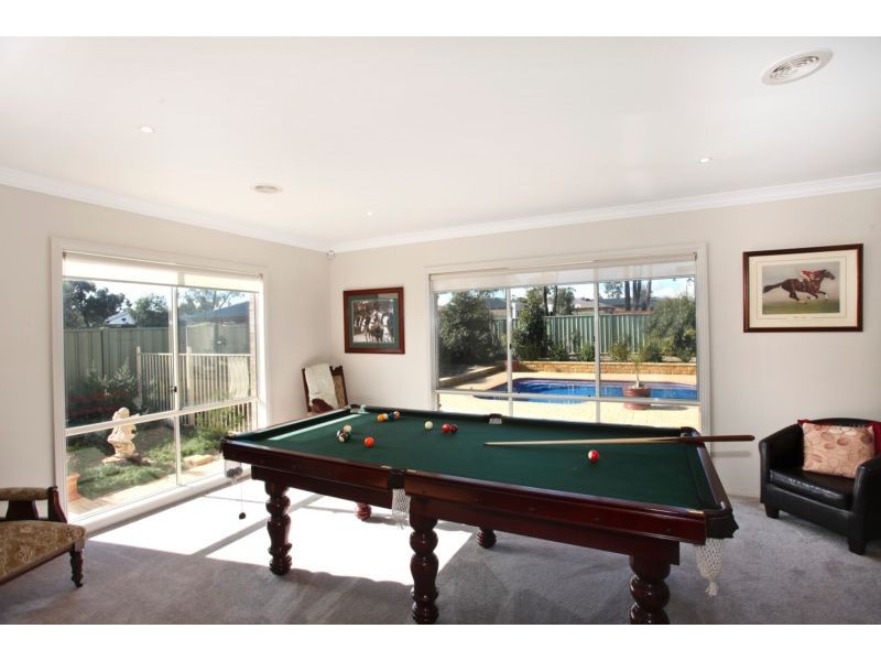 17 Lower Beckham Drive, Maiden Gully VIC 3551