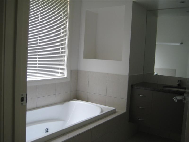 3 The Olive Grove, Strathdale VIC 3550
