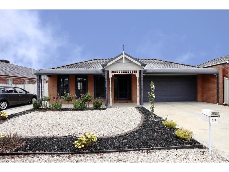 17 Manna Gum Drive, Epsom VIC 3551
