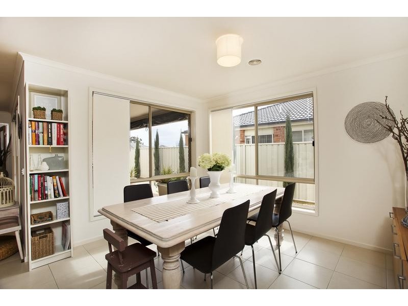 8 McConnachie Court, Bendigo VIC 3550