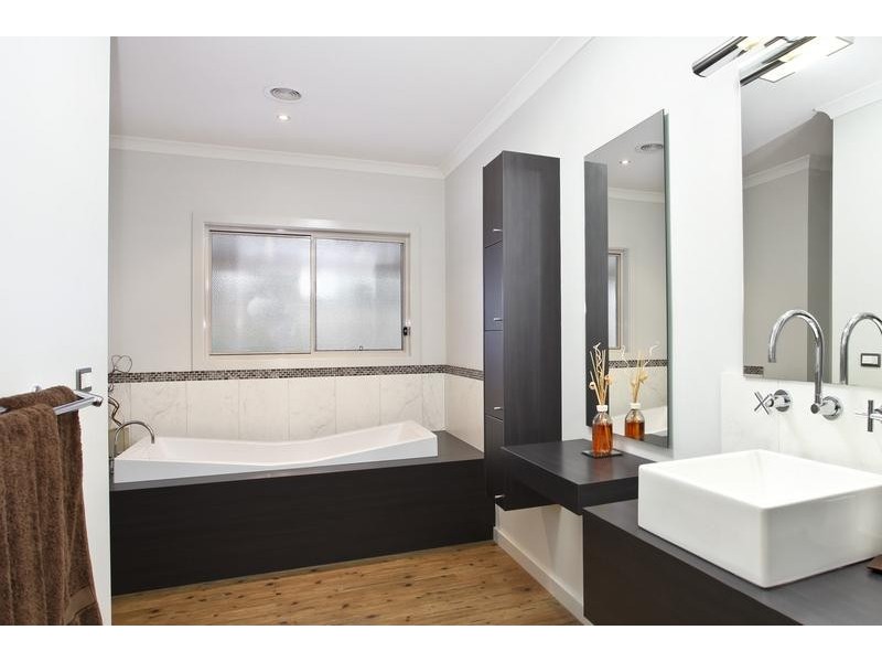 20 Aspera Way, Kangaroo Flat VIC 3555