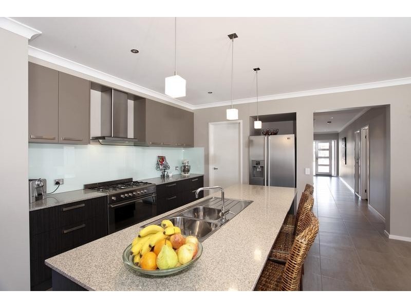 15 Hanover Place, Strathfieldsaye VIC 3551