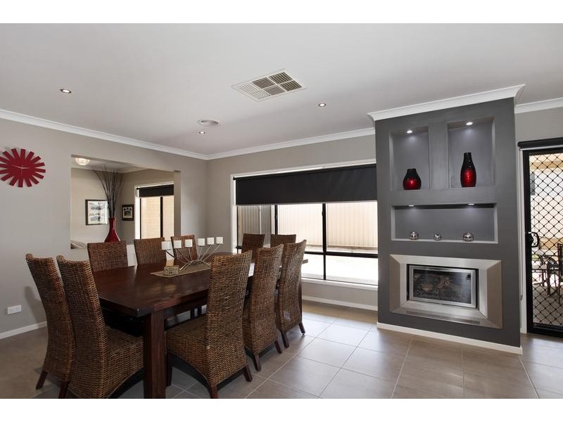 15 Hanover Place, Strathfieldsaye VIC 3551