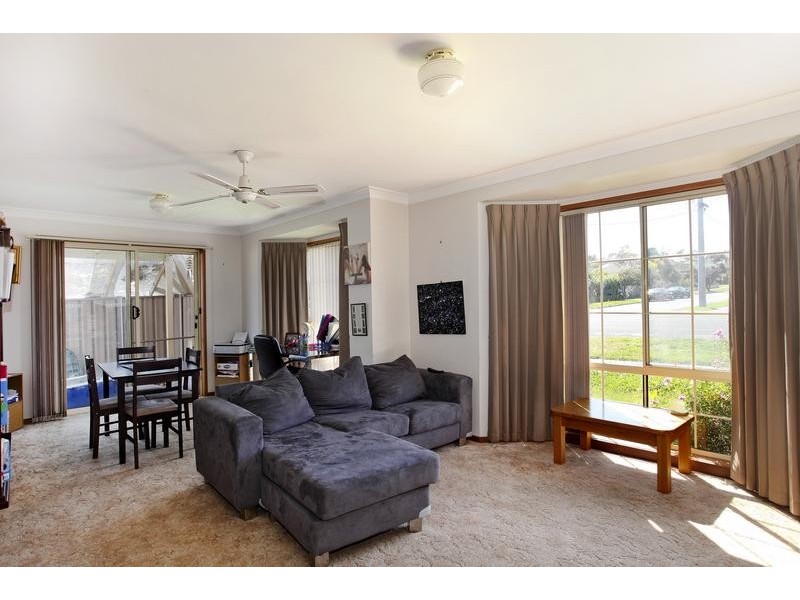 1/154 Neale Street, Flora Hill VIC 3550