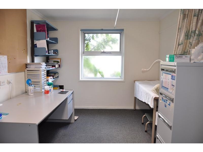 226 High Street, Kangaroo Flat VIC 3555