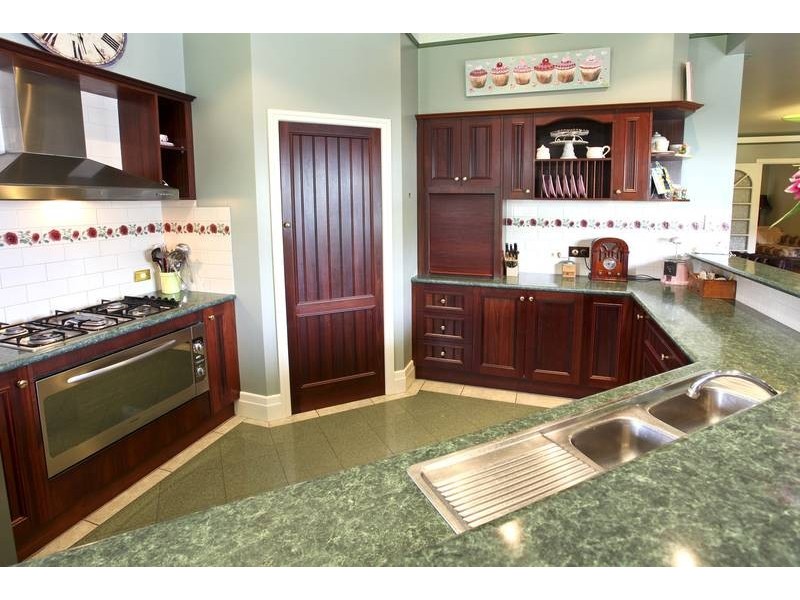 98 Neale Street, Bendigo VIC 3550