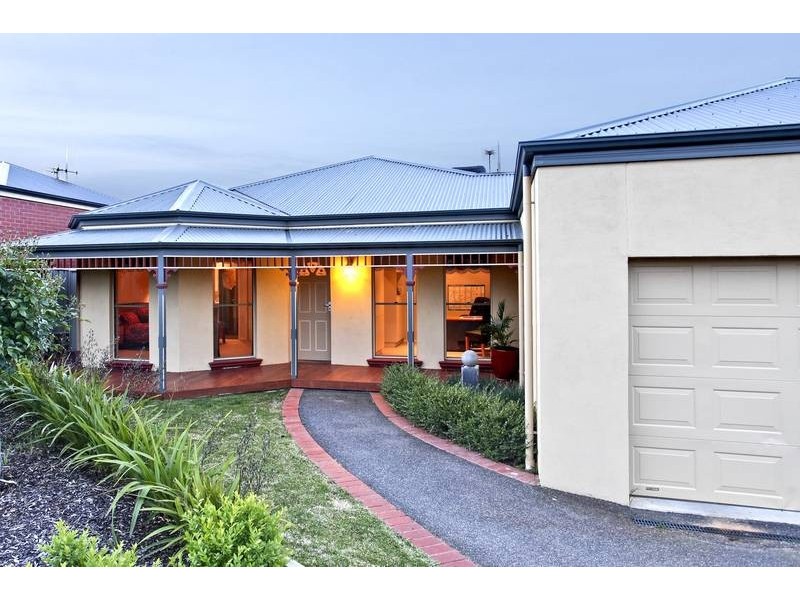 8 Bottlebrush Court, Strathdale VIC 3550