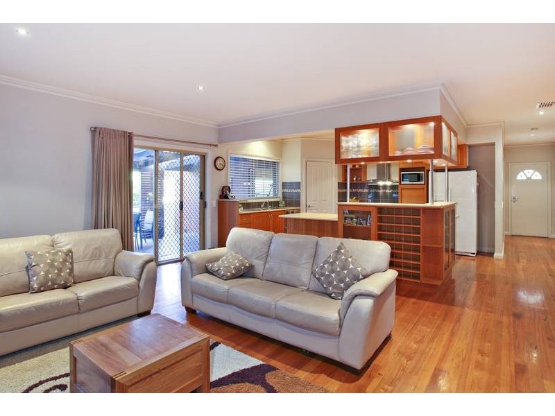 8 Bottlebrush Court, Strathdale VIC 3550