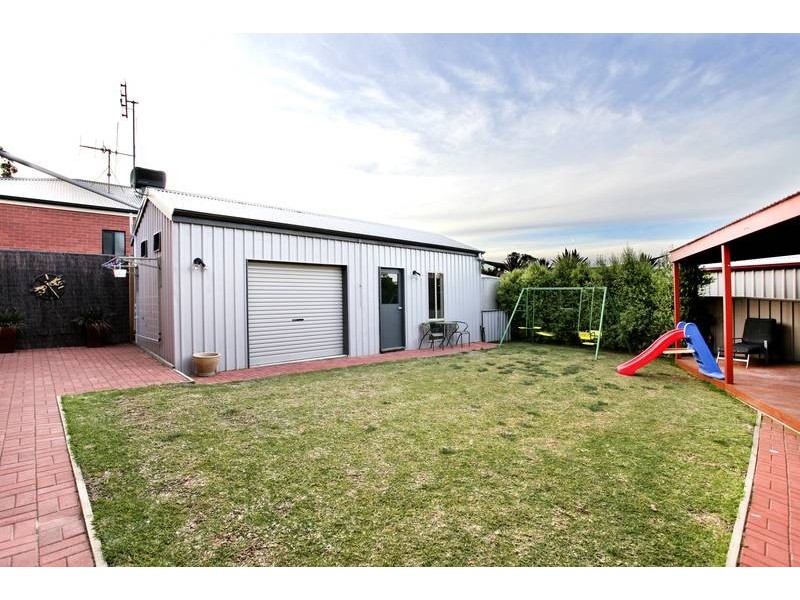 8 Bottlebrush Court, Strathdale VIC 3550