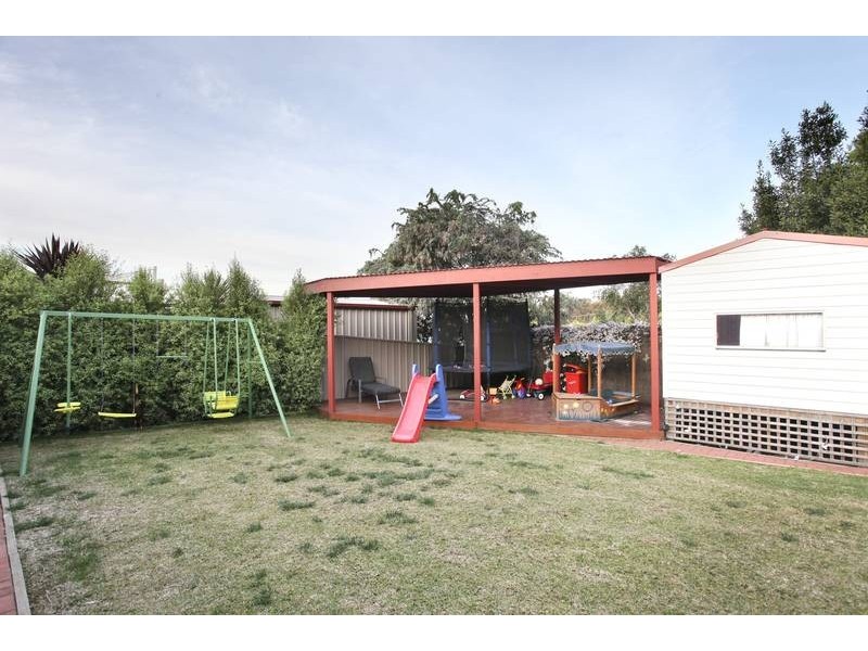 8 Bottlebrush Court, Strathdale VIC 3550