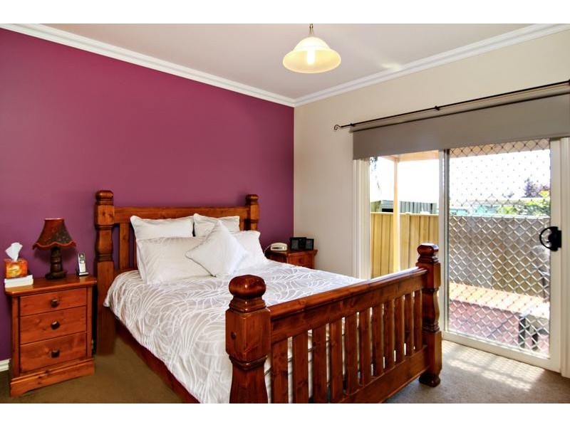 6 McMillan Street, Kennington VIC 3550