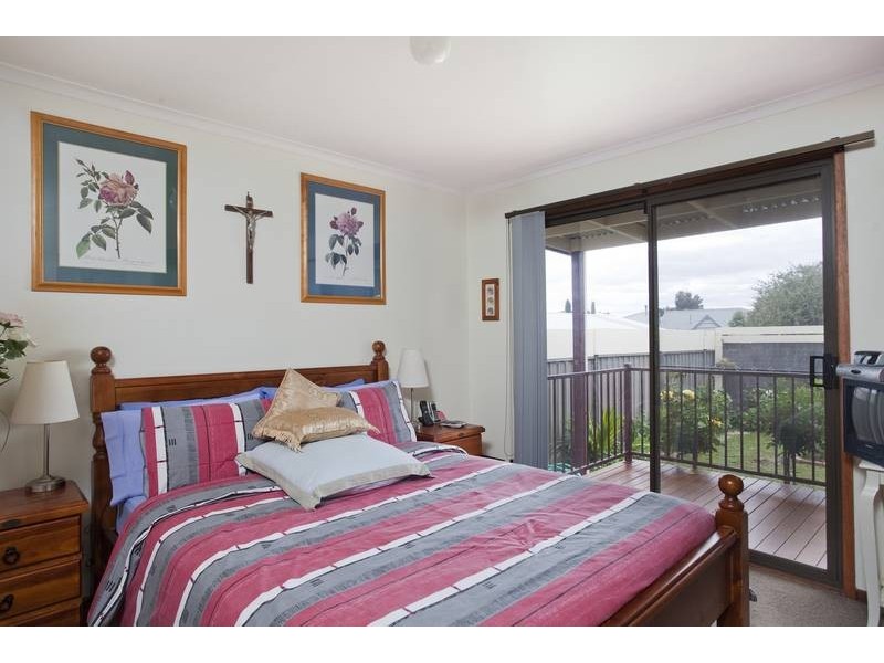 15 Vinton Street, California Gully VIC 3556