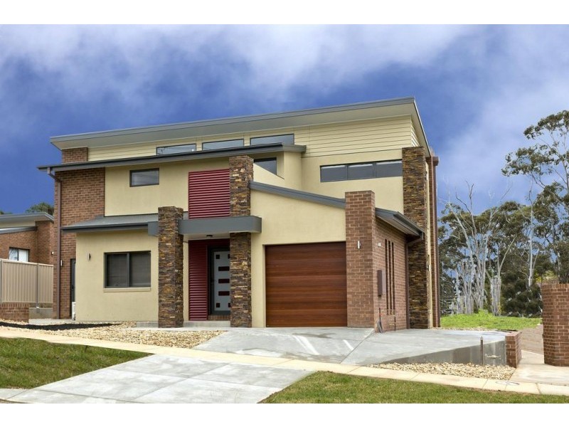 2/23 Alexander Street, Kangaroo Flat VIC 3555
