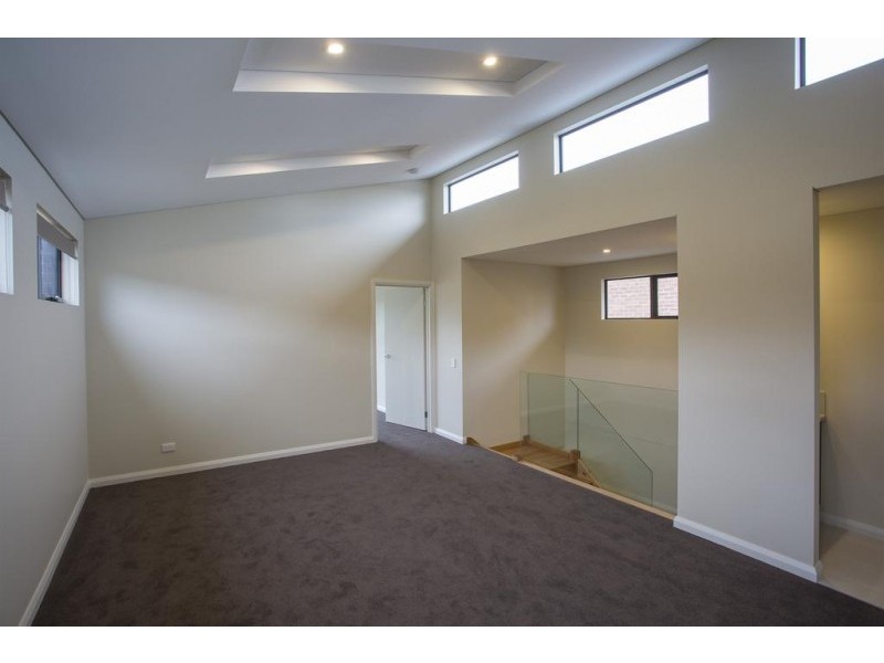 2/23 Alexander Street, Kangaroo Flat VIC 3555