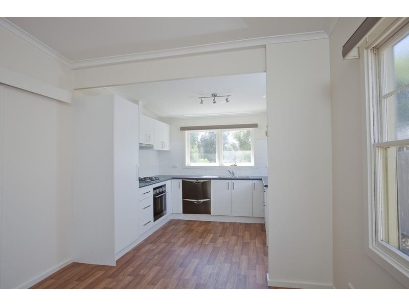 29 MacDougall Road, Golden Square VIC 3555