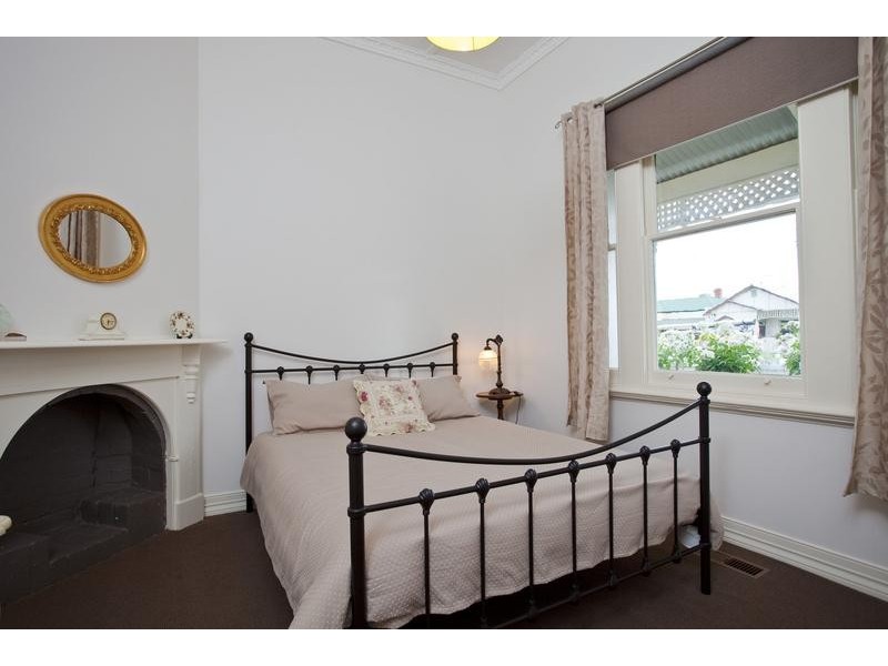 20 Palmerston Street, Quarry Hill VIC 3550