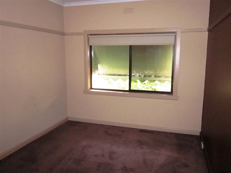 4 View Street, Kangaroo Flat VIC 3555