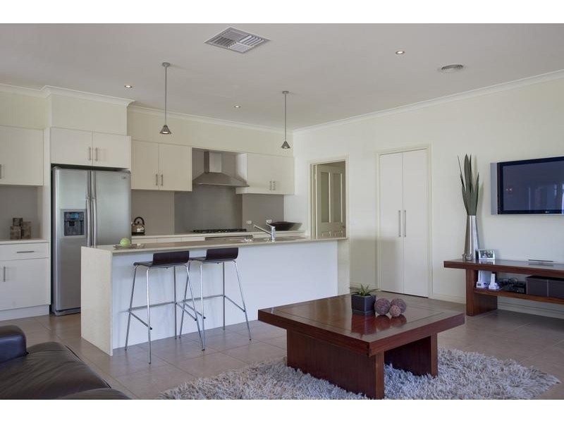 4 Exeter Place, Strathfieldsaye VIC 3551