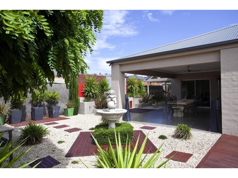 4 Exeter Place, Strathfieldsaye VIC 3551