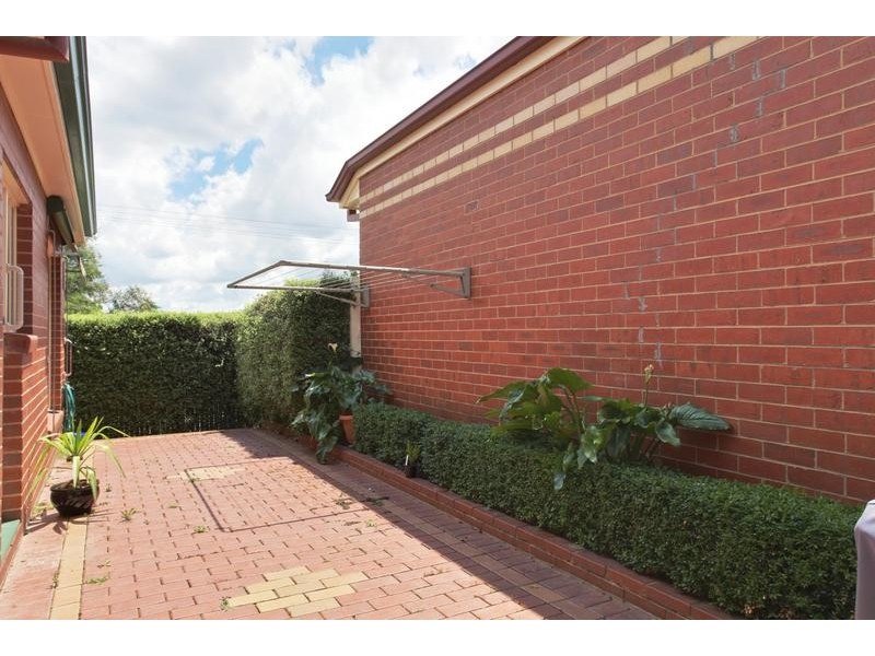 9 Cousins Street, Strathdale VIC 3550