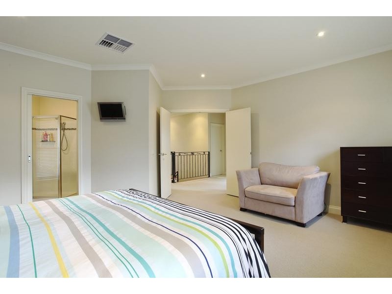 10 Stephens Court, Strathdale VIC 3550