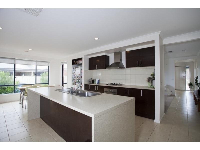 18 Manna Gum Drive, Epsom VIC 3551