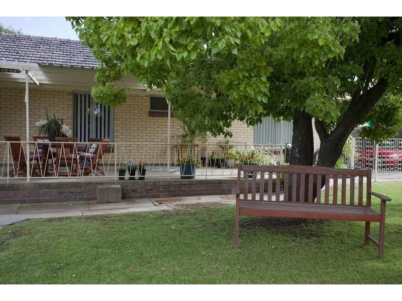 3 Oak Street, Eaglehawk VIC 3556