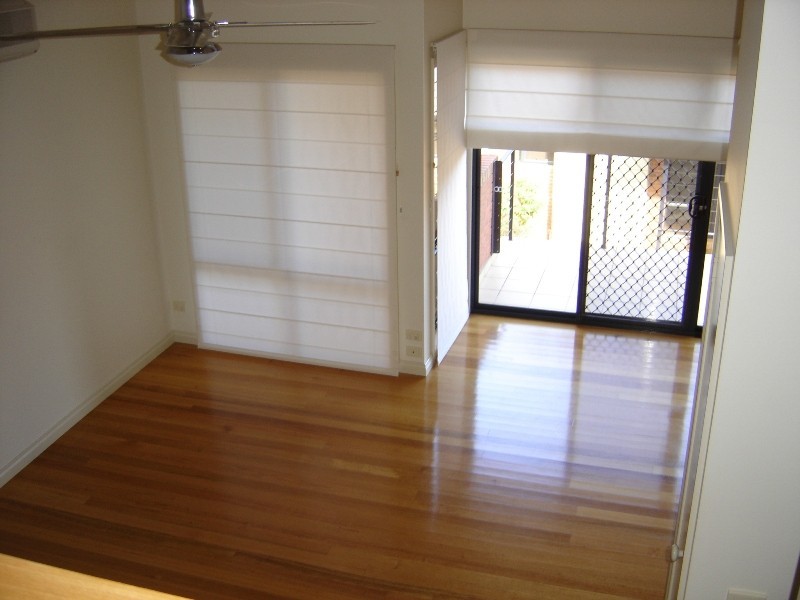 3/50 Houlahan Street, Flora Hill VIC 3550