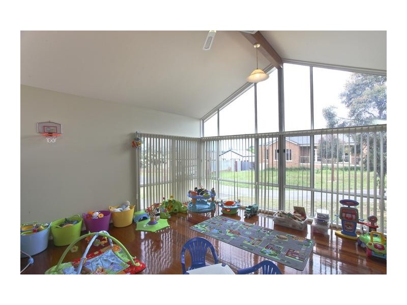 21 Jerribong Way, Kangaroo Flat VIC 3555